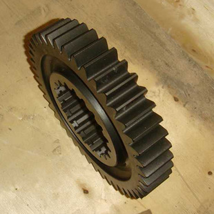 Factory supply AZ2210040154 haowo heavy truck gearbox parts spindle gear