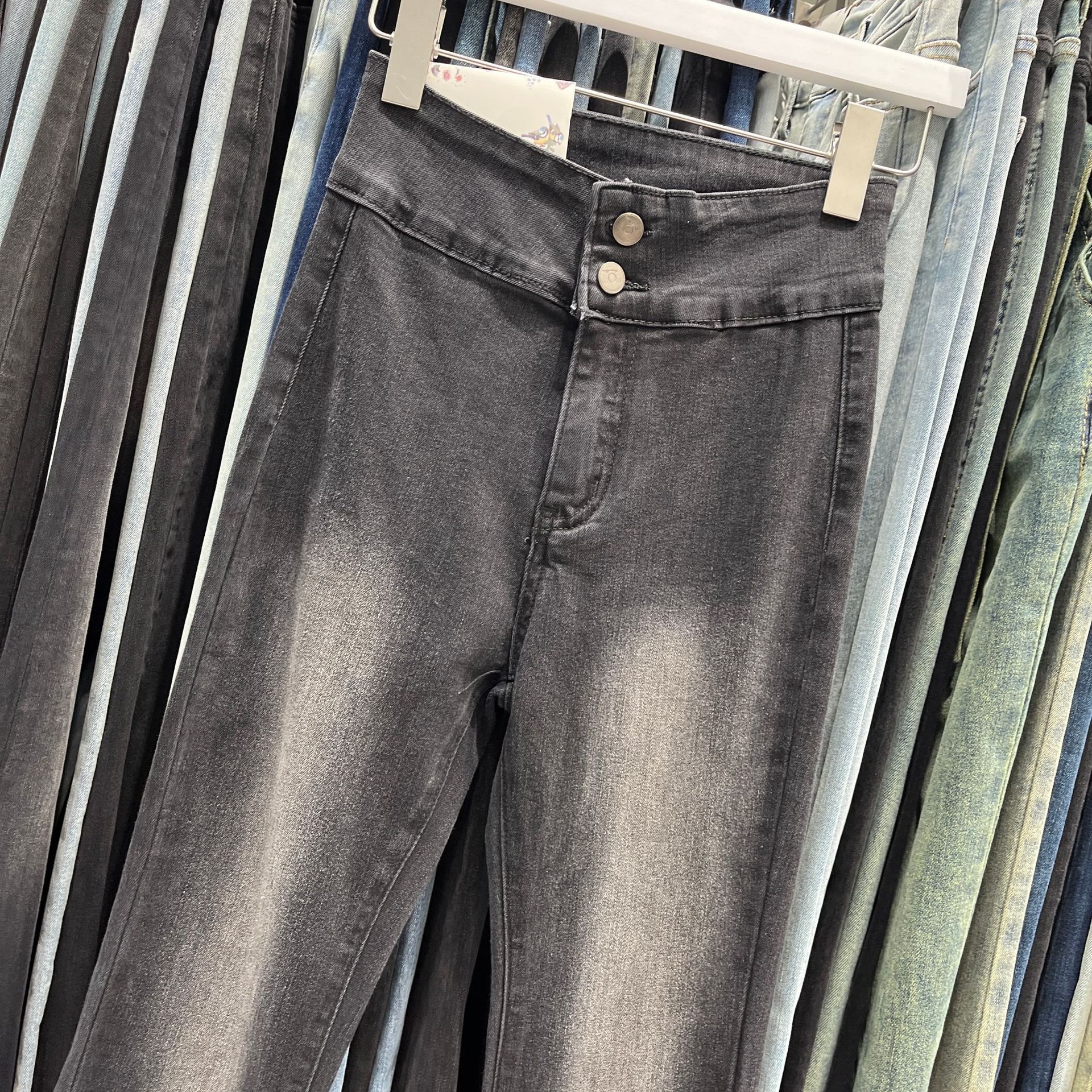 Frau Täglich Strassenmode Einfarbig In Voller Länge Schlaghose Jeans display picture 9