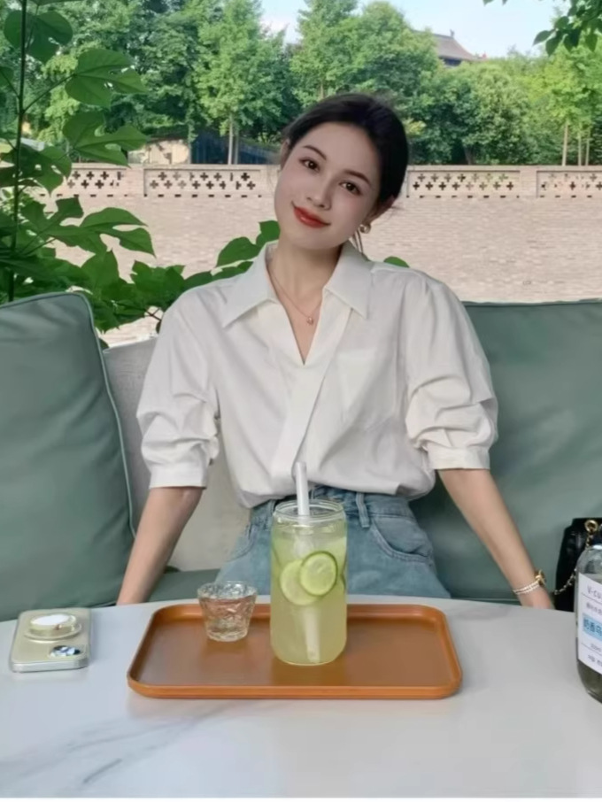 Áo sơ mi nữ cổ chữ V tay ngắn phong cách Pháp trắng thanh lịch — Màu trắng-hàng có sẵn
