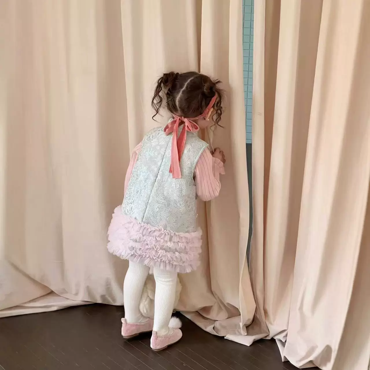 女宝加绒公主裙冬装新中式宝宝盘扣蛋糕连衣裙儿童国风旗袍背心裙