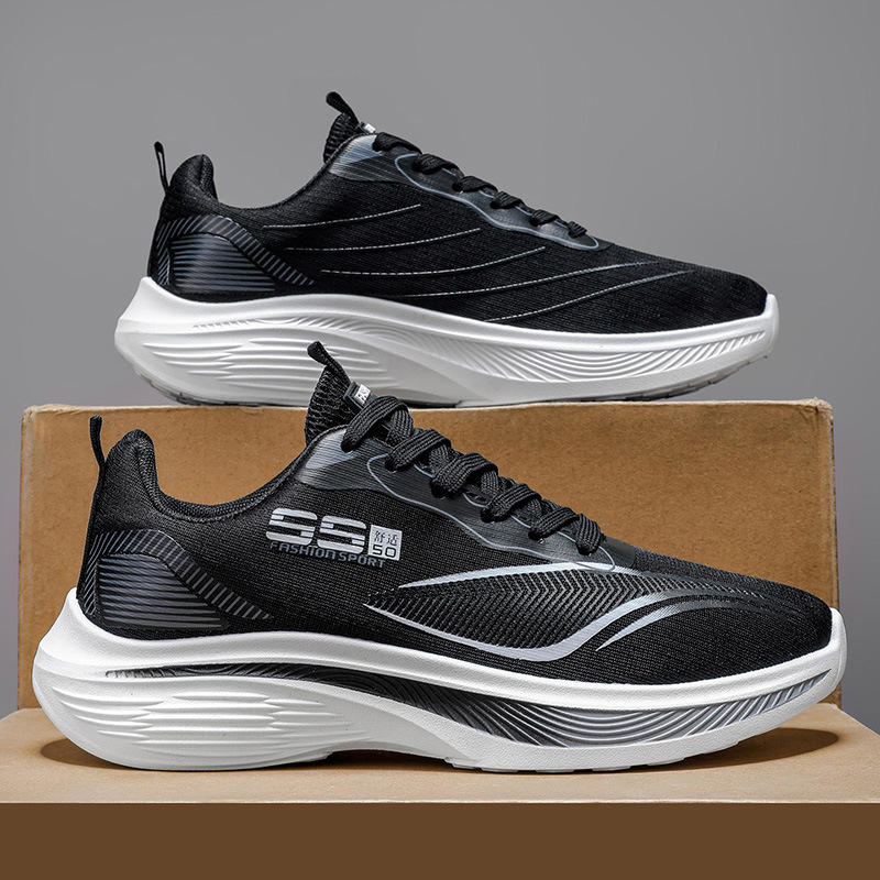 Verano para hombres nuevos zapatos de corrida transpirables de malla de hielo superligero con suela gruesa de moda zapatos deportivos casuales para hombres