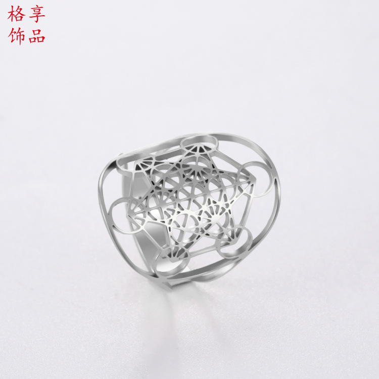 Europeo y americano popular joyería retro pulsera de acero inoxidable hueco de seis lados Awn estrella círculo oval anillo abierto