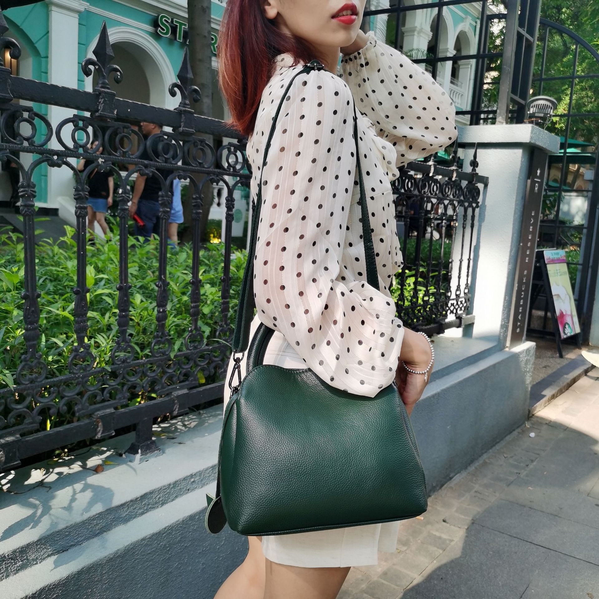 Bolso de Mujer 2025 de Cuero Genuino, Bolso de Gran Capacidad, Bolso Cuadrado Pequeño de Cuero Suave, Primera Capa de Piel de Vaca, Bolso Cruzado, Bolso Tote Esencial para Viajar al Trabajo