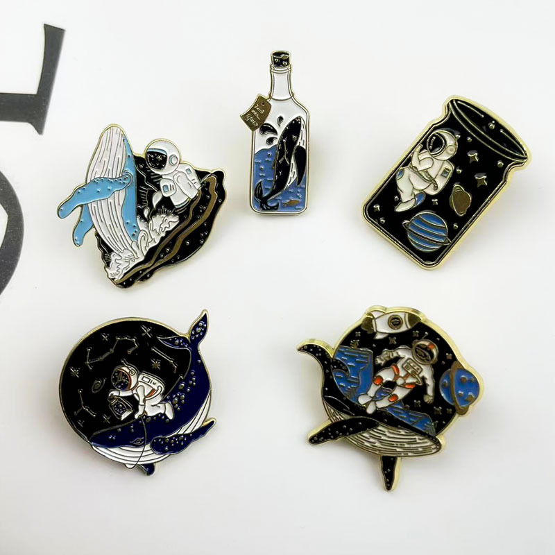 Personalidad transfronteriza Ropa de astronauta Broche Aleación Accesorios decorativos Insignias Moda Hombres y mujeres Accesorios de alfileres de dibujos animados