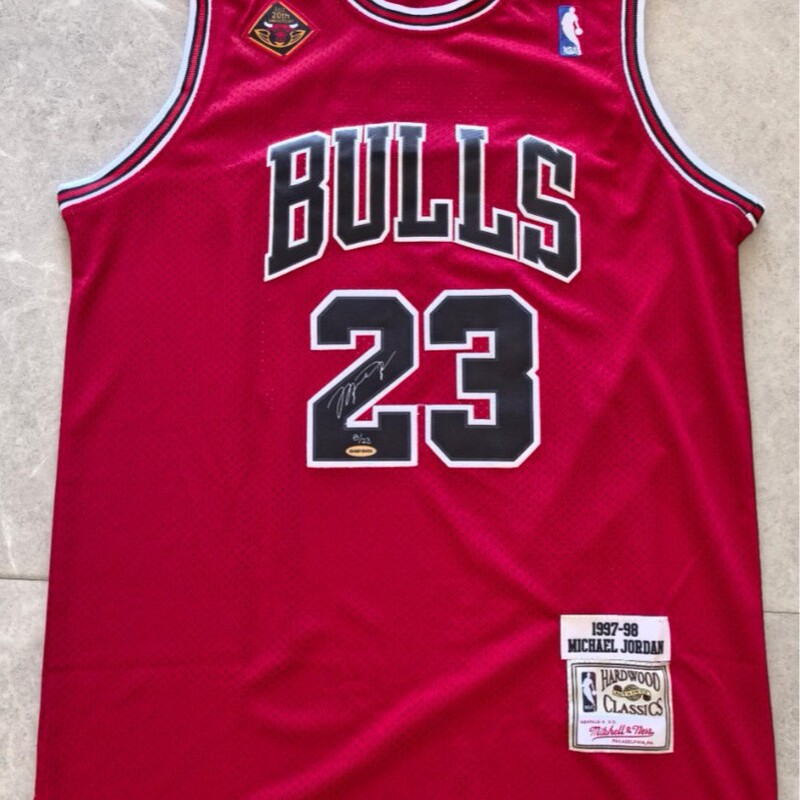 N Basketball Jersey Bulls Team Bulls No. 23 Michael Jordan No. 2 Ball No. 11 Derozan Cross-Border