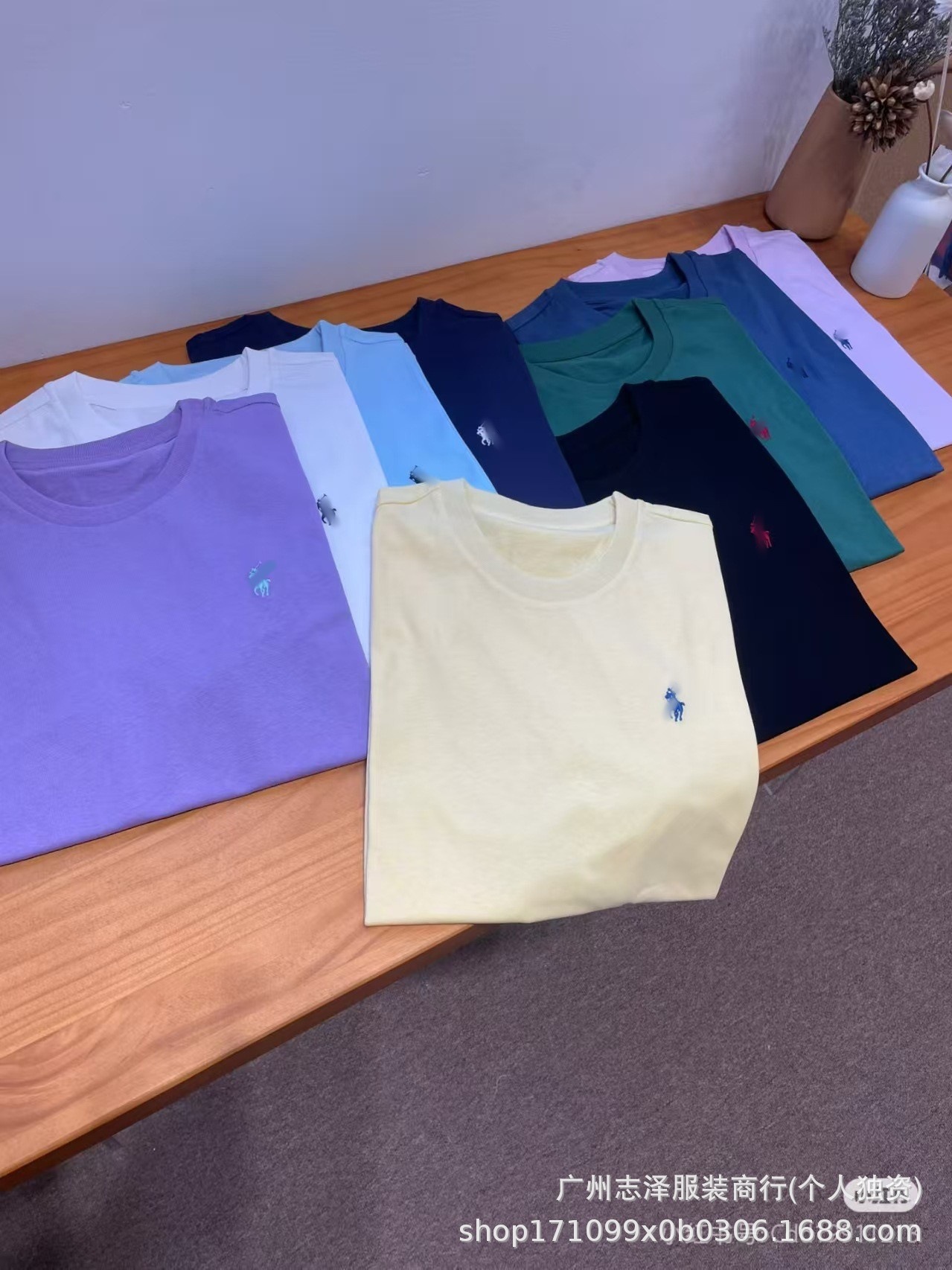 베이지 사파이어 블루 말