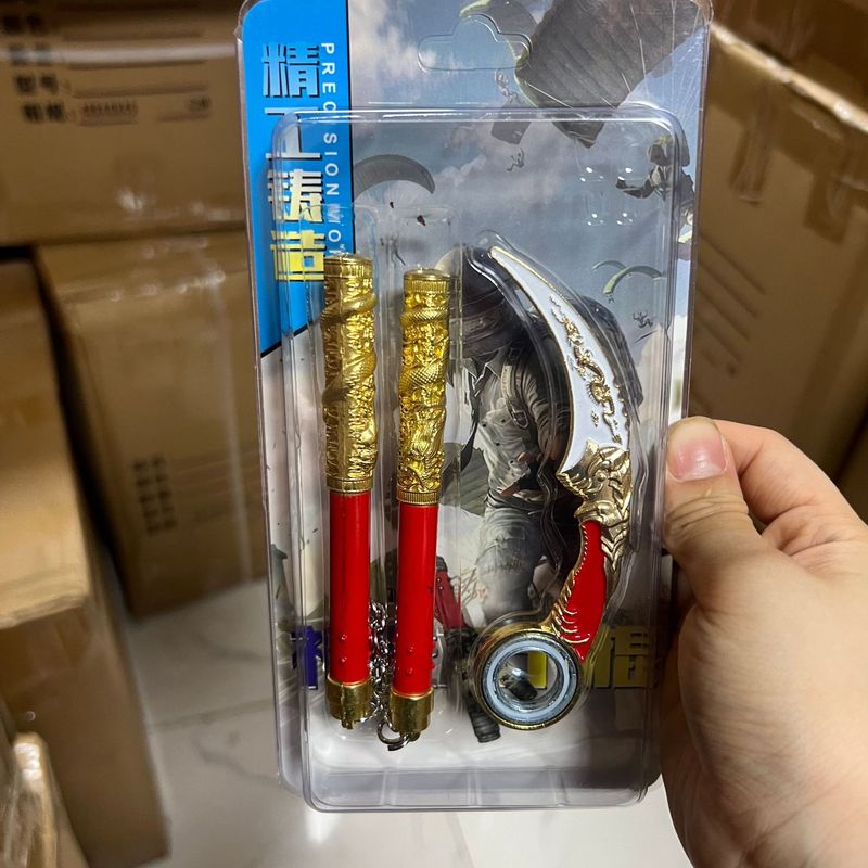 ゲーム周辺グッズ 神龍双節棍刀セット 地下鉄脱出 近接武器 コスプレ小道具 合金製|undefined