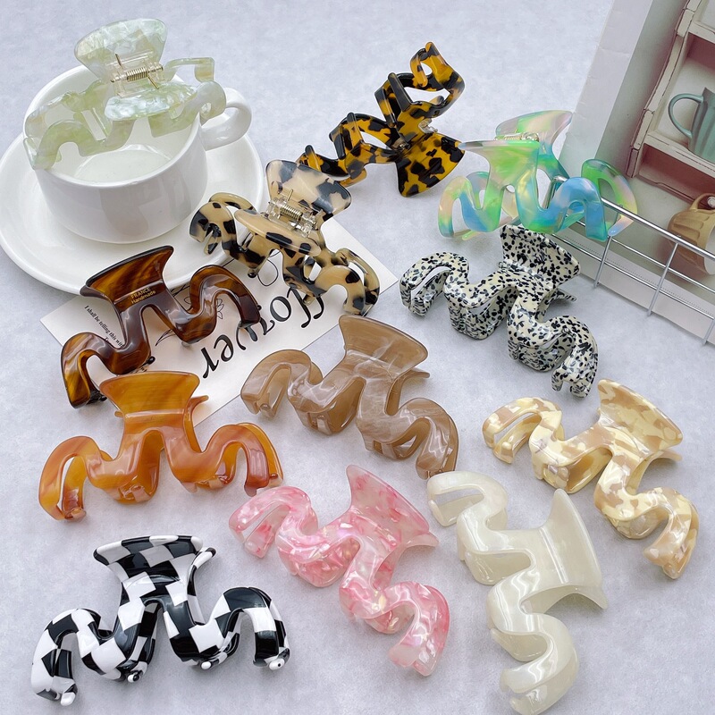 Korean Style Acetate Clearance M-Shaped Hair Clip for Women, Autumn and Winter High-End Versatile Shark Clip, Elegant Large Hairpin Hair Accessory Korean Style Acetate Clearance M-Shaped Hair Clip for Women, Autumn and Winter High-End Versatile Shark Clip, Elegant Large Hairpin Hair Accessory
