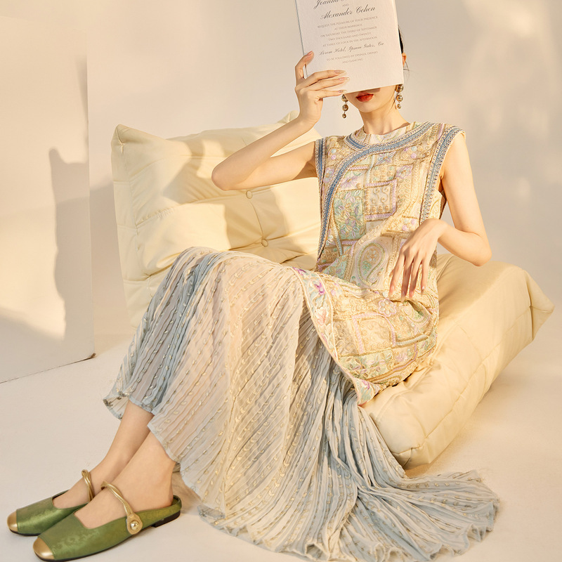 New Chinese-Style Summer High-End Embroidered Patchwork Dress for Women 2026 National Style Fashion Design Long Dress N5076