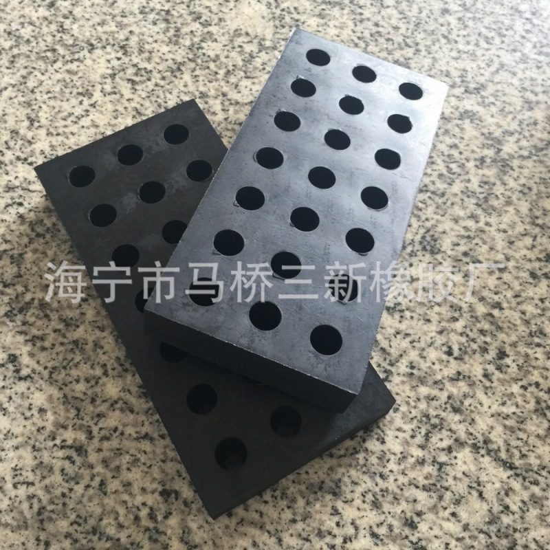 橡胶块 橡胶减震块 橡胶防撞块 橡胶垫块  多孔橡胶块