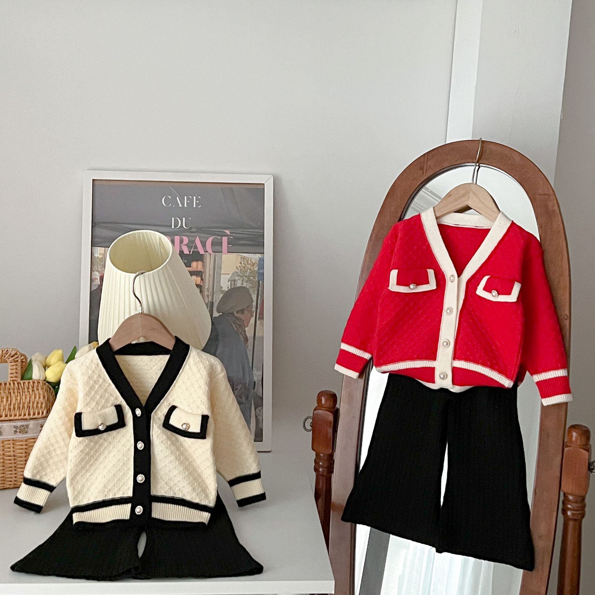 JINYONG Girls' Korean Edition Autumn Fashionable Small Fragrance Sweater Cardigan Flare Pants Knitted Two Piece Set_voghion.com