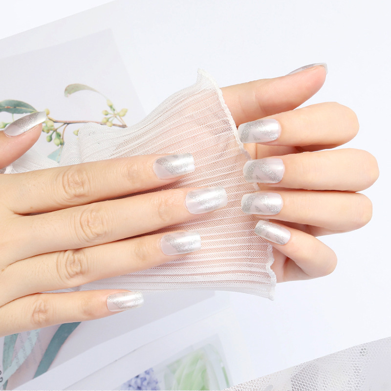 Polvo de brillo plateado de manicure para usar estilo de moda brillante y fino, uñas de cabeza plana larga, 24 piezas de parche de uñas falsas terminadas image 3