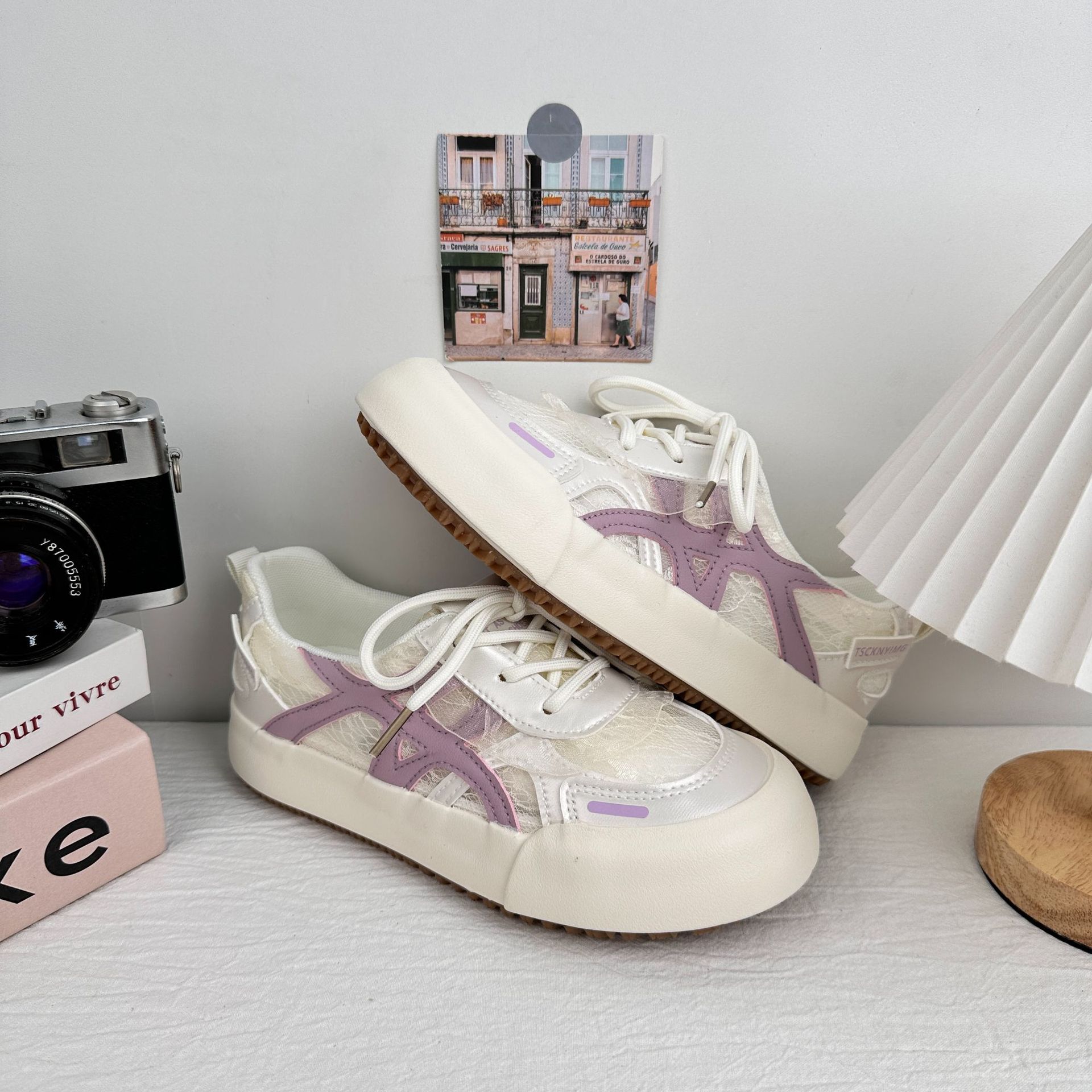 6666 zapatos de skate de altura de suela gruesa para mujeres 2025 nuevo verano ventilado chic puerto borde de encaje casual zapatos de moda