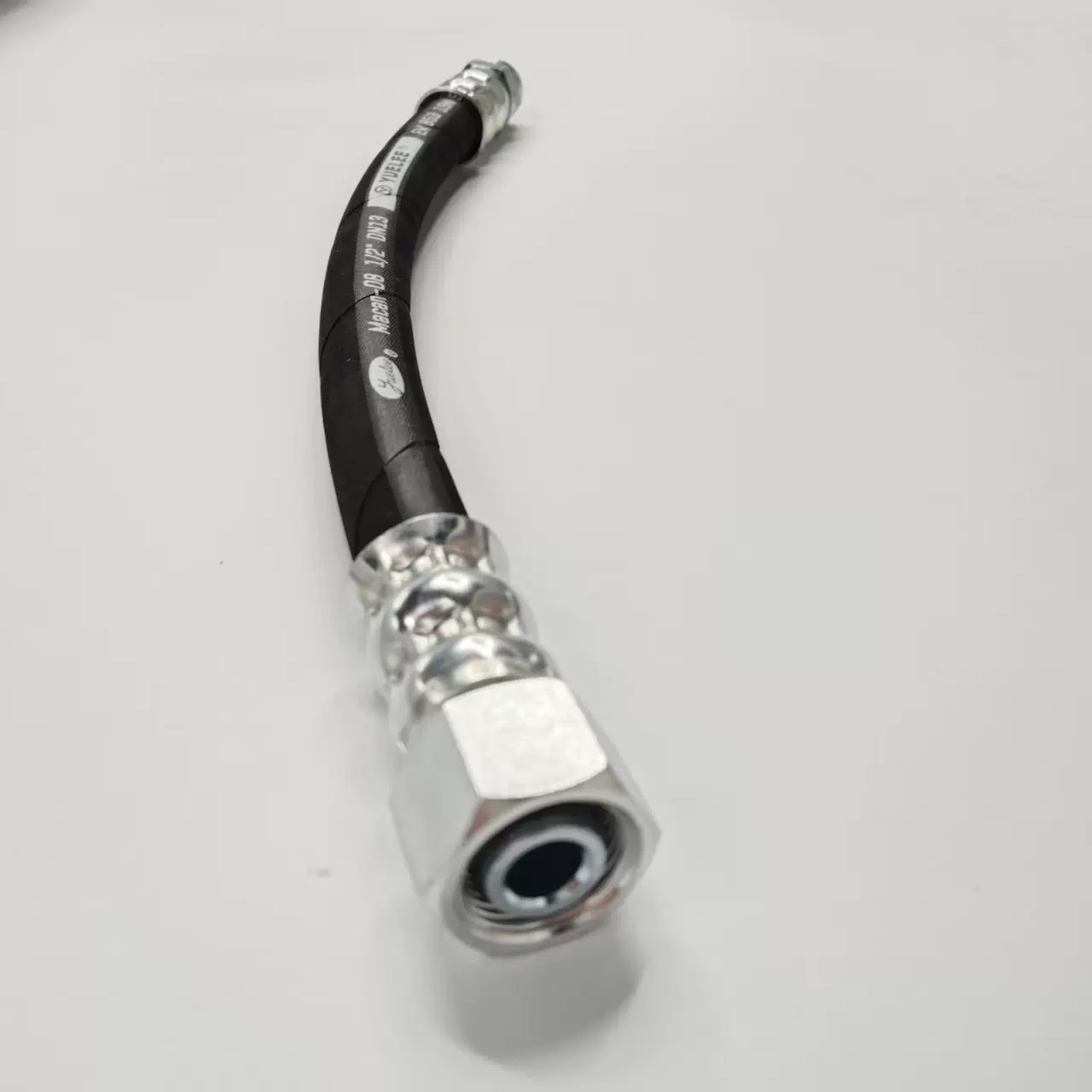 M AN 曼 DT 备件软管 06540​​642217 转向系统液压软管