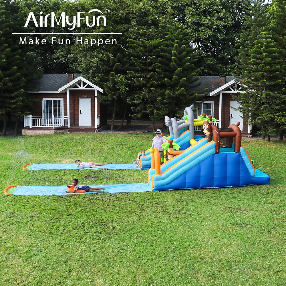 Castillo inflado de doble tobogan para niños caseros rociadores de agua cama de salto tobogan inflado antideslizante castillo de agua de juego