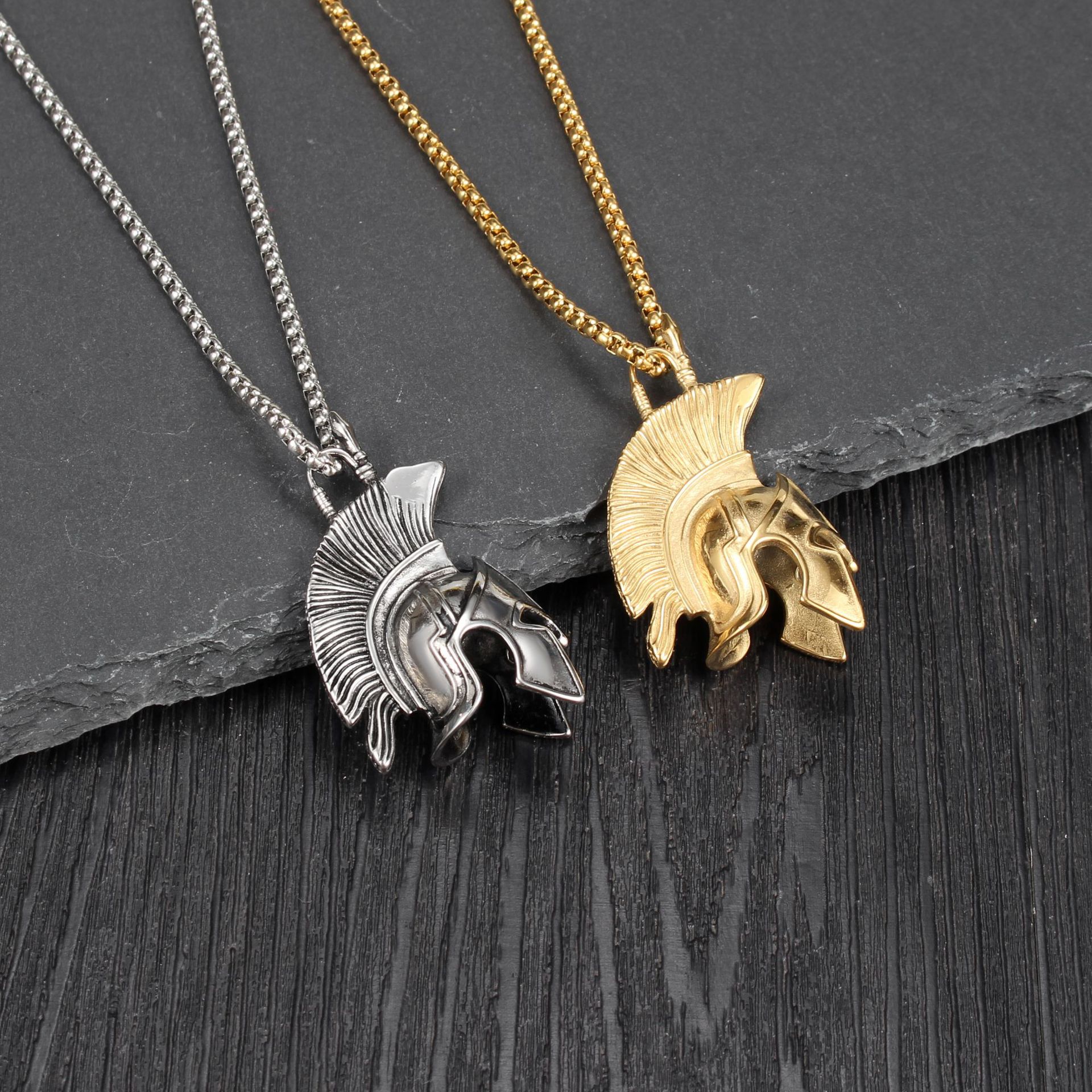 Personalized Spartan Warrior Helmet Pendant Necklace For Men_voghion.com