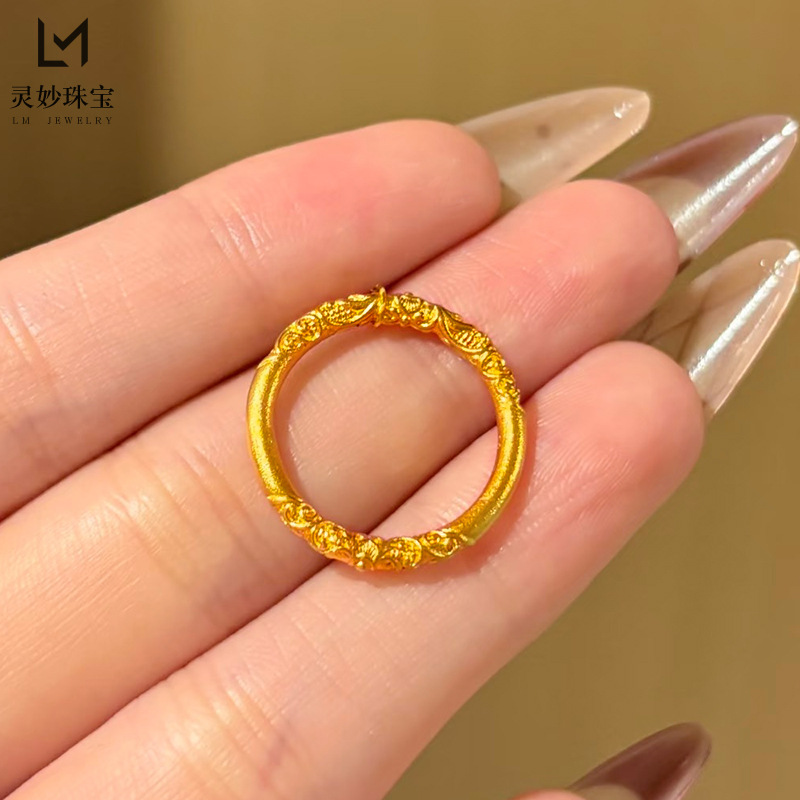 French Retro Gold Bauhinia Ring With Scrollwork For Women_voghion.com