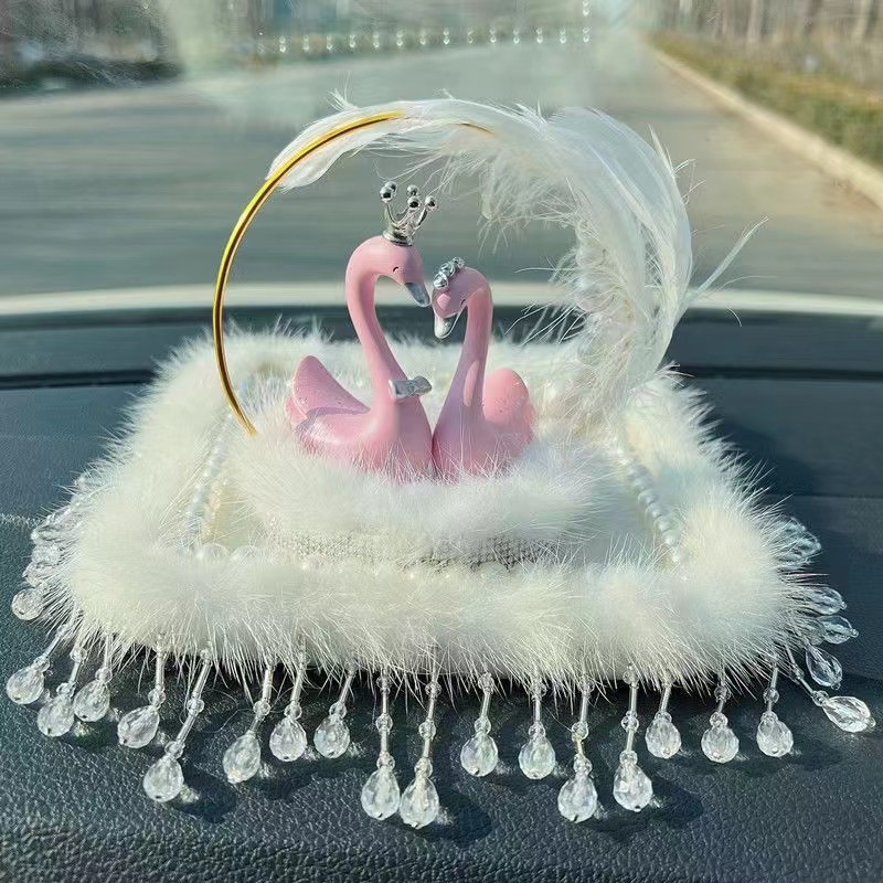 Coche de dibujos animados KT gato globo adornos accesorios traje de tres piezas plástico decorativo otro