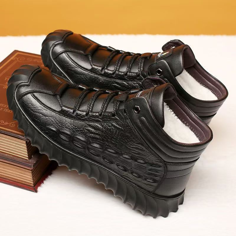 Spot invierno práctico nuevo estilo zapatos de algodón para hombres más botas de algodón altas cálidas de terciopelo botas de nieve zapatos de papá botas Martin