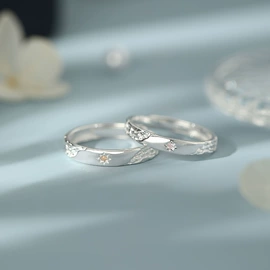 耳钉;项链;戒指