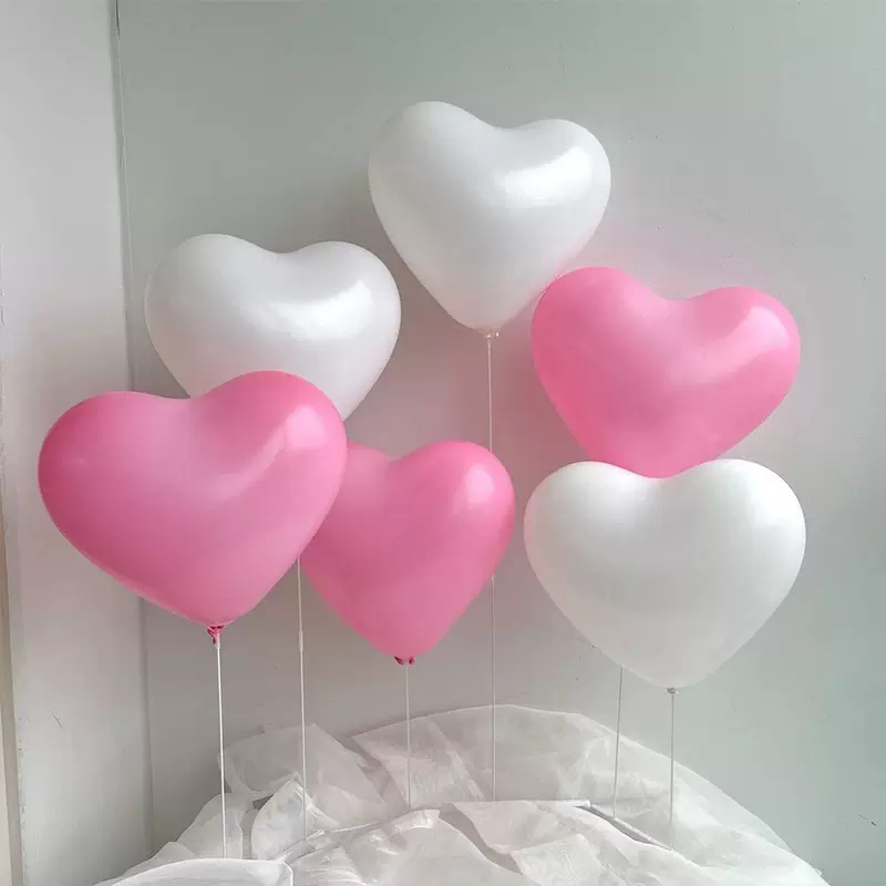Support de table pour ballons en forme de cœur déco mariage_voghion.com