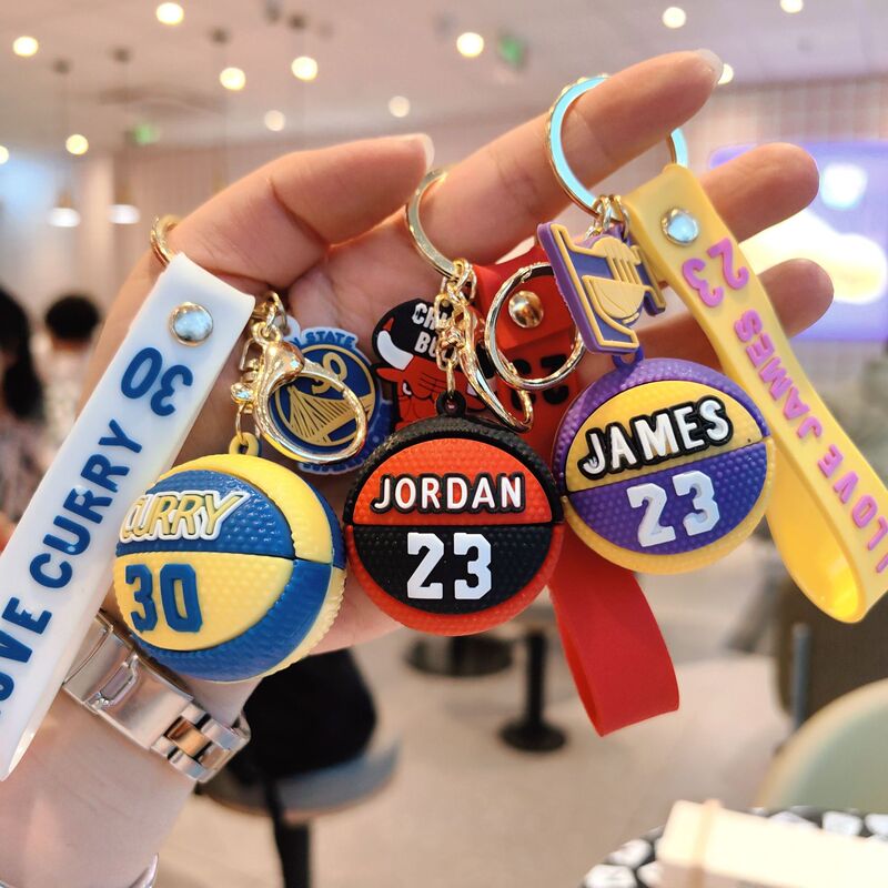Fashionable and Creative Cartoon James Jordan Simulation Mini Basketball Keychain for Boys Trendy Toy Bag Pendant Accessory