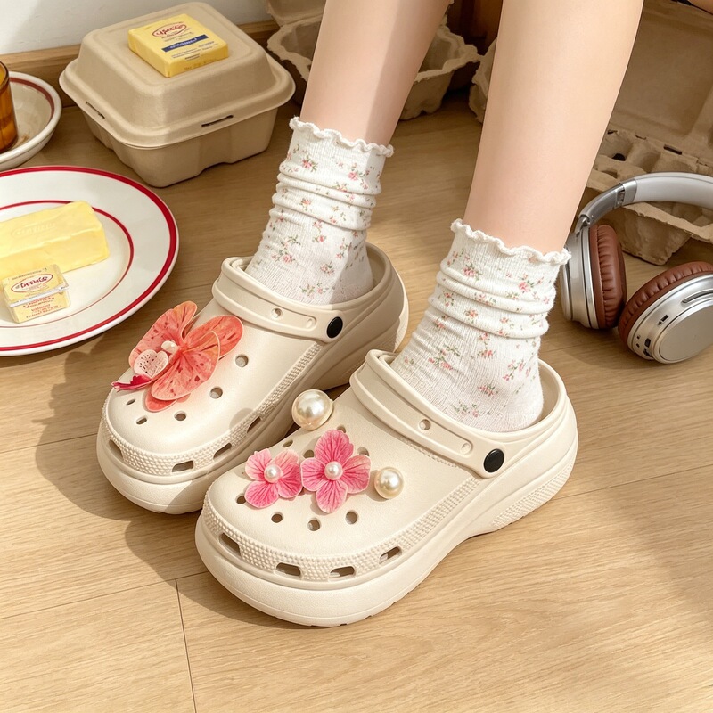Flower Pearl Cloud Hole Shoes Women's Sandals Outdoor Slip-On Beach Shoes Home Slippers Women's Closed-Toe Shoes