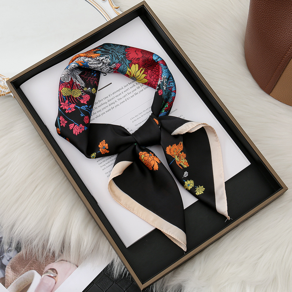 Nueva seda de primavera y otoño 70 bufandas cuadradas de moda bufandas de seda de impresión coreana bufandas de alta calidad al por mayor damas