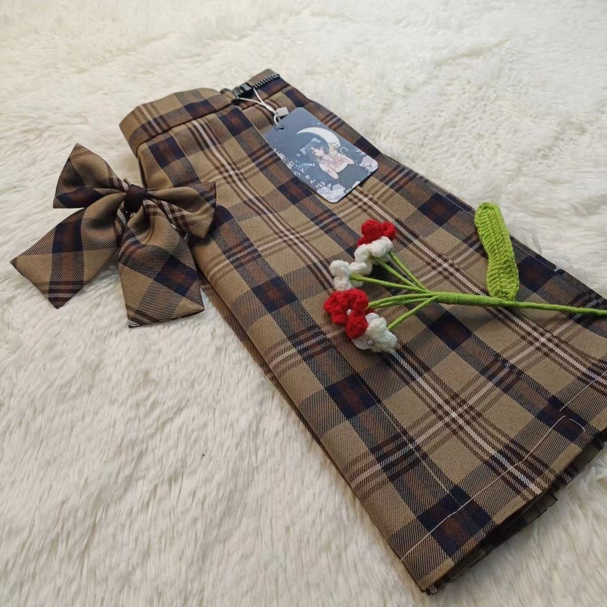 Длина юбки 39 см + галстук-бабочка + коробка для самолетов