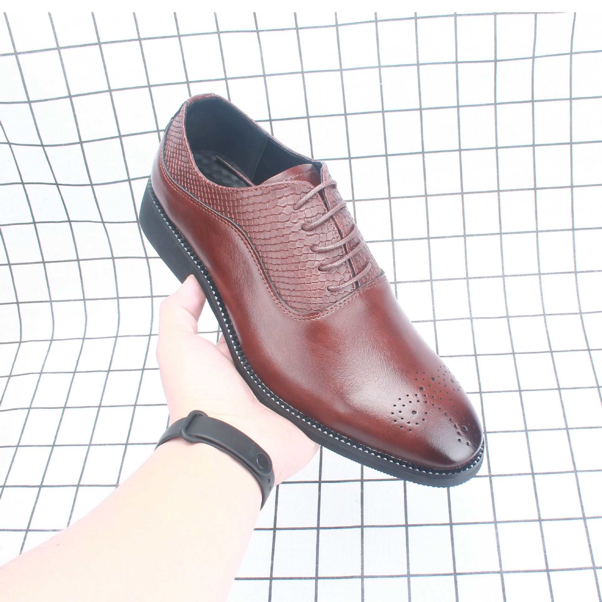 2023�¿��˵���ʿ��ͷ�����������ɻ�ЬӢ�׷���ʦ8737