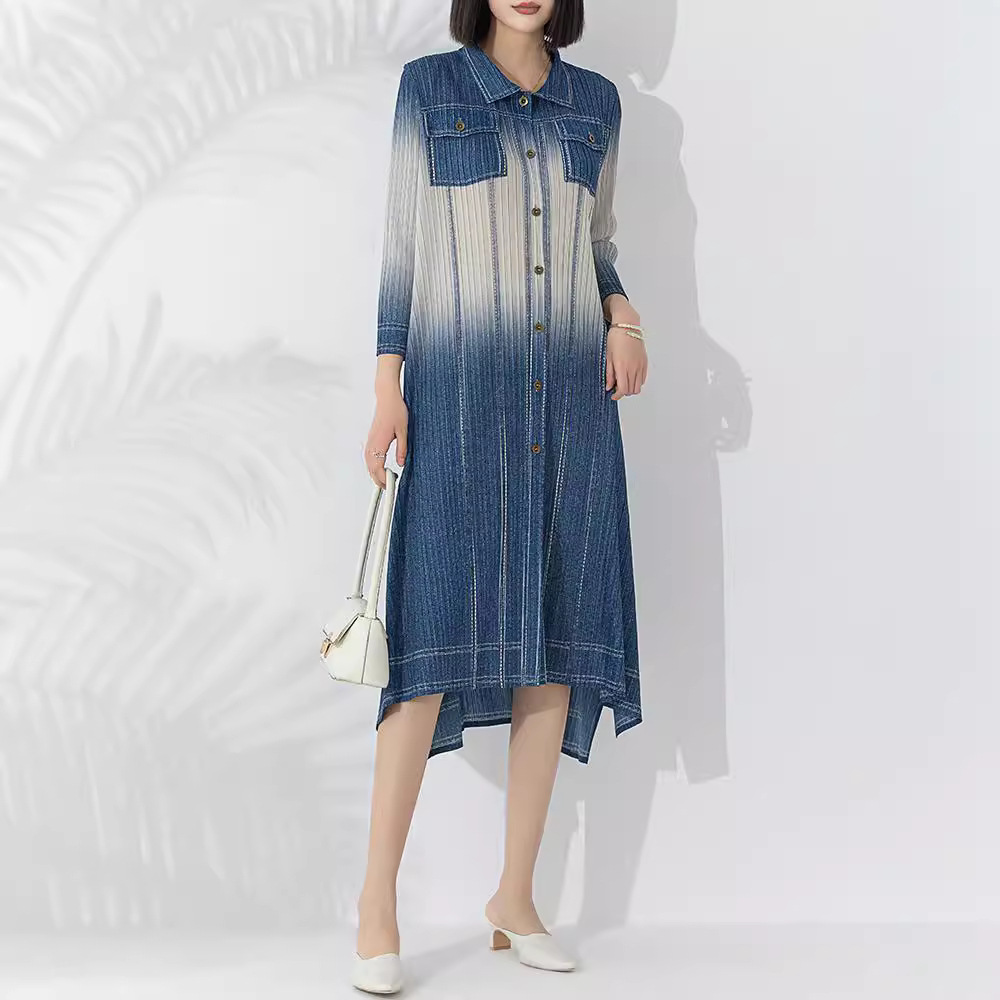Retro denim dress