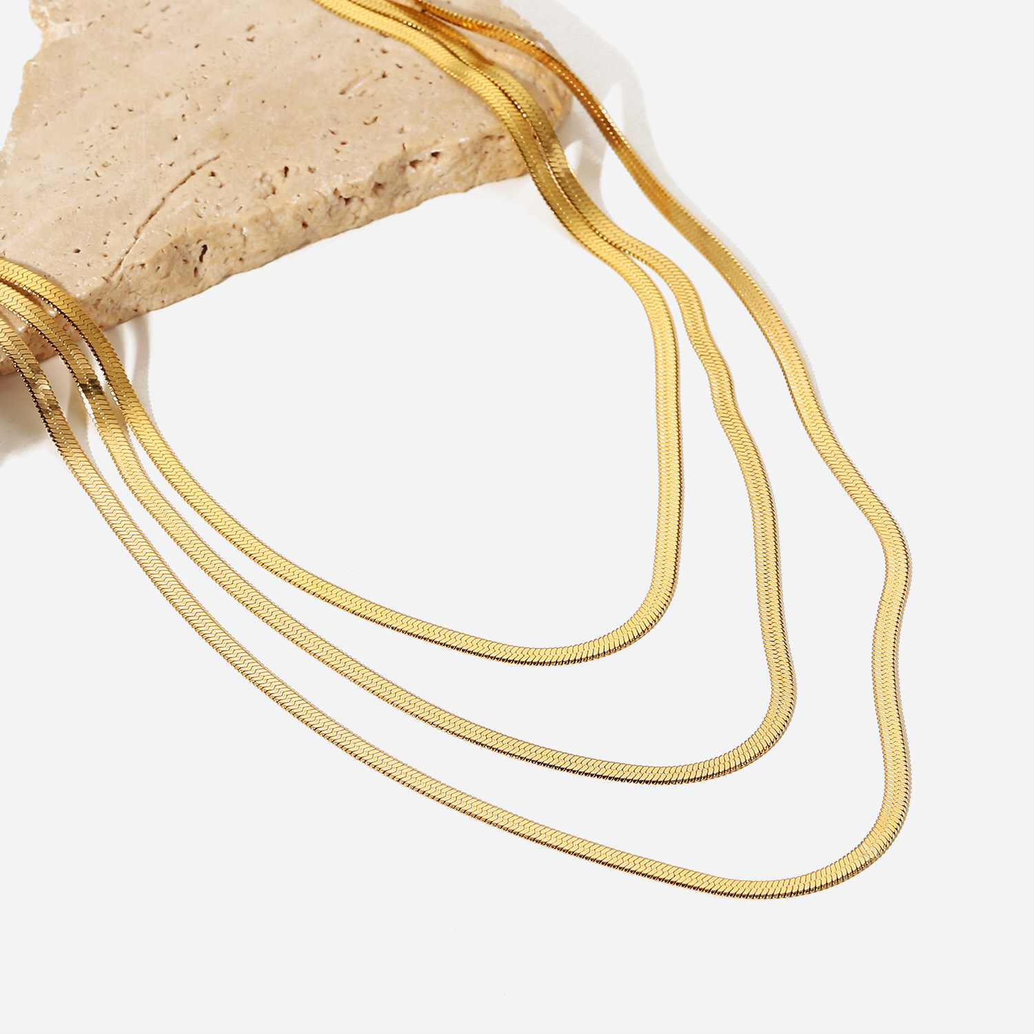 Neue 18k Gold Überzogene 3mm Schlange Kette Edelstahl Drei-schicht Halskette display picture 3
