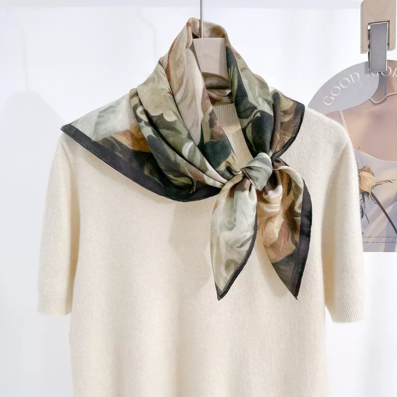 高级感小众油画创意树叶印花丝巾日韩时髦人字纹方巾旅拍搭配丝巾