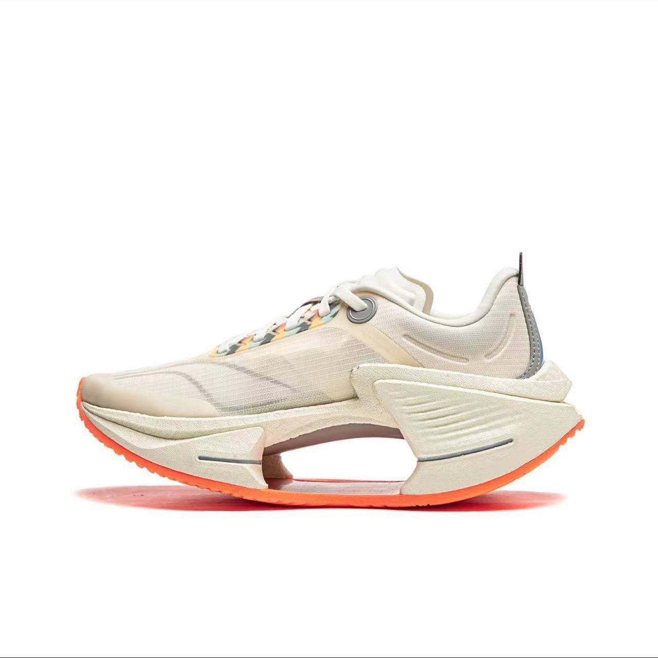 Chaussures de course pour homme, Ultimate Shadow 3.0, maintien stable et rebond dynamique, baskets de sport légères et respirantes_voghion.com