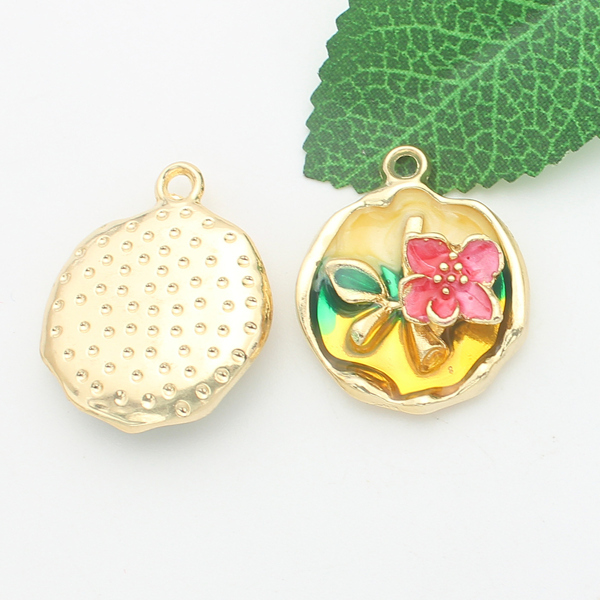 28g Weight Pendant Jewelry Making Type DIY Jewelry Accessories Classification 10 PCS/Package Quantity Alloy Material Flower Pattern Enamel Design Vintage Style, Simple Style Style 10 PCS/Package Alloy Flower Pendant 7