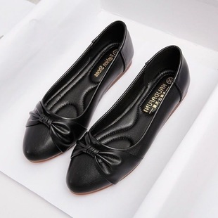 Single Shoes Women's 2023 Summer New Flat Shoes Middle-aged Shallow Moms Shoes Summer Women's Shoes Soft Leather Soft Bottom Bean Shoes