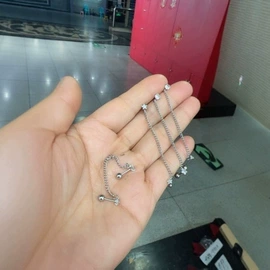 耳钉;耳环;其他穿刺饰品