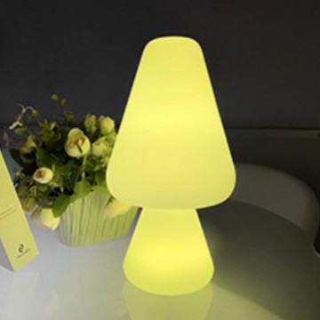 Fabricante recargable lámpara de mesa de control remoto bar restaurante café lámpara de mesa atmósfera decoración lámpara de escritorio creativa luz de noche USB