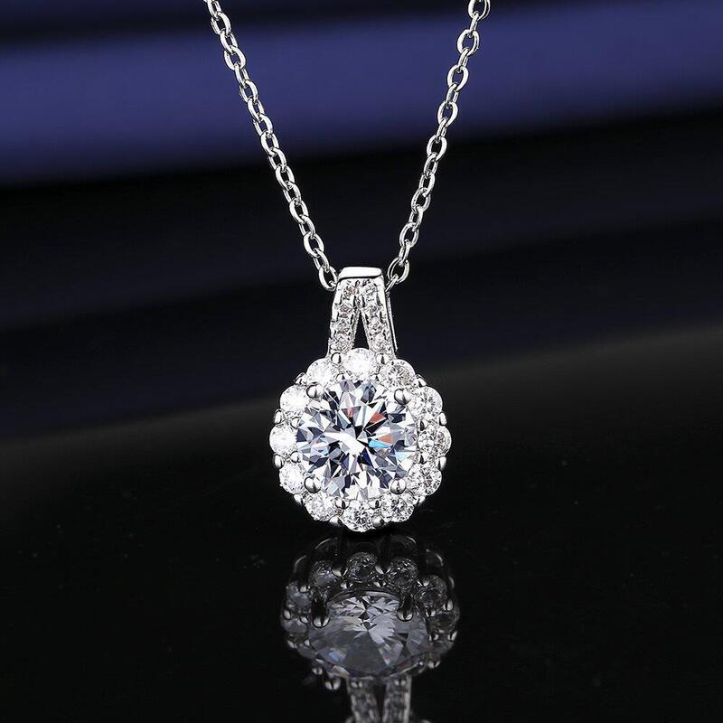 TikTok Live Selling 2 Karat Moissanite Fashion Princess Round Necklace Women's Simple All-match Collar Chain Pendant TikTok Live Selling 2 Karat Moissanite Fashion Princess Round Necklace Women's Simple All-match Collar Chain Pendant