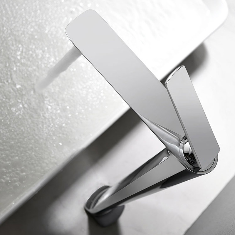 Washbasin faucet, bathroom cold and hot single-hole hand washing basin, washbasin, washbasin, bathroom washbasin, faucet undefined