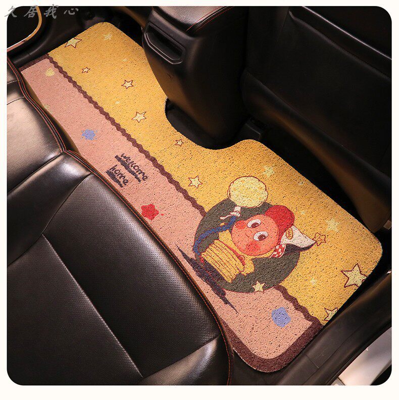 Car floor mat for the driver's and rear seats, cute one-piece anti-dirt silk loop carpet-style mat for car interior