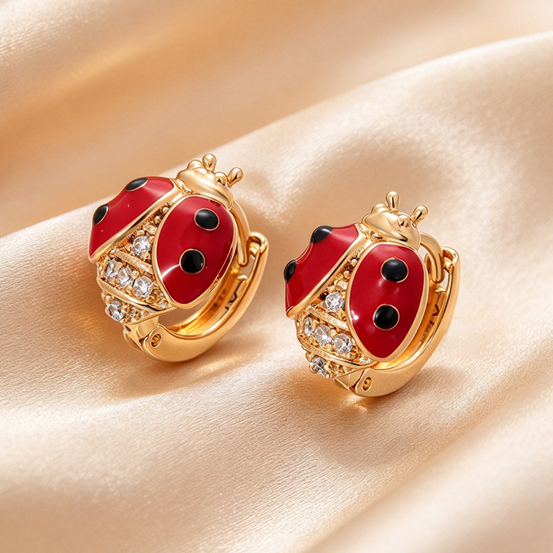Pendientes de Aro con Zirconia de Aleación de Cobre Bañado en Oro de 18K