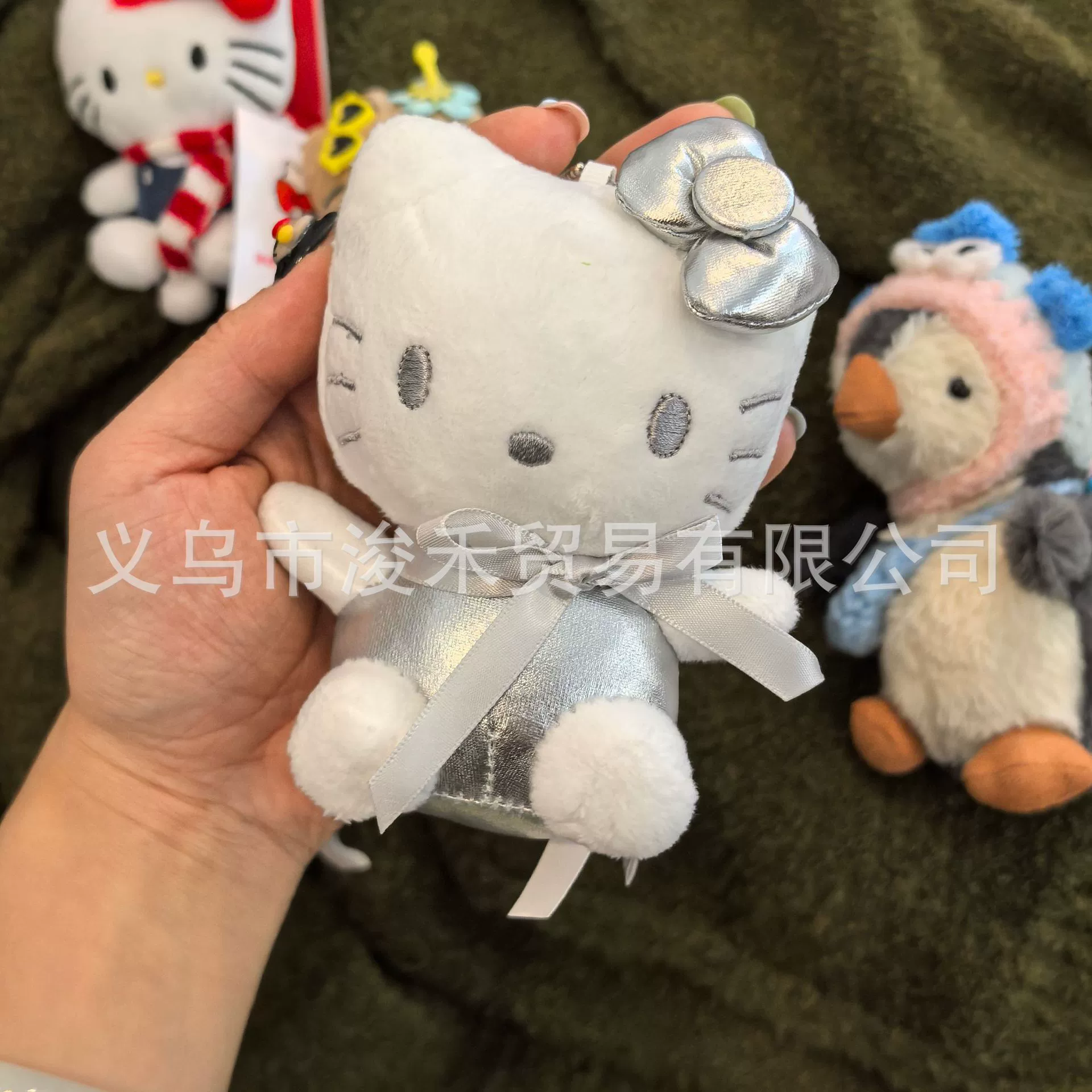 Плюшевый брелок-подвеска Hello Kitty, милый кукольный брелок для сумки, 11 см, легкий и прочный