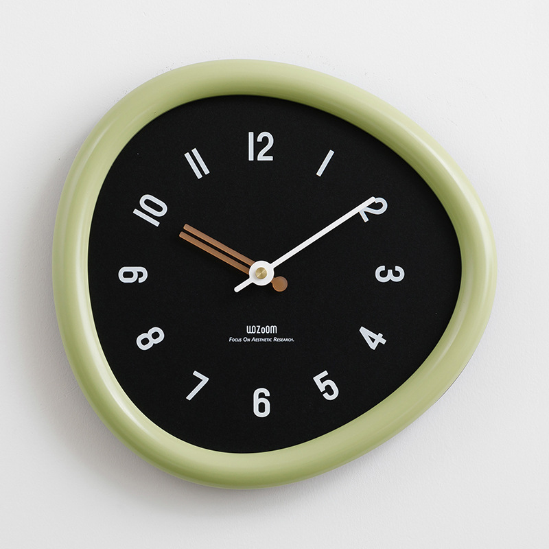 wozoom屋准モダンミニマリスト壁掛け時計2026年新作リビングルームアートクリエイティブレストラン時計装飾壁飾り