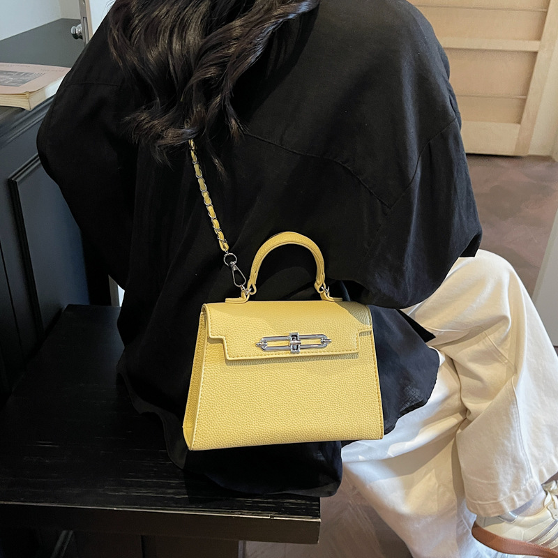 Kelly bolso mujer 2026 nueva cadena bolso de mujer estilo europeo y americano textura diaria simple bolso de hombro pequeño