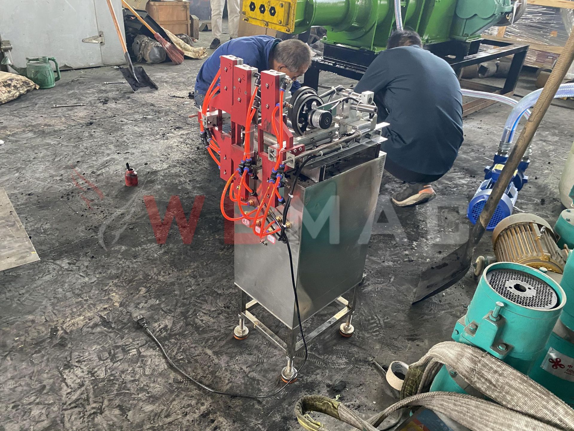 b31487e85a74f361067eb2fcad2ffa