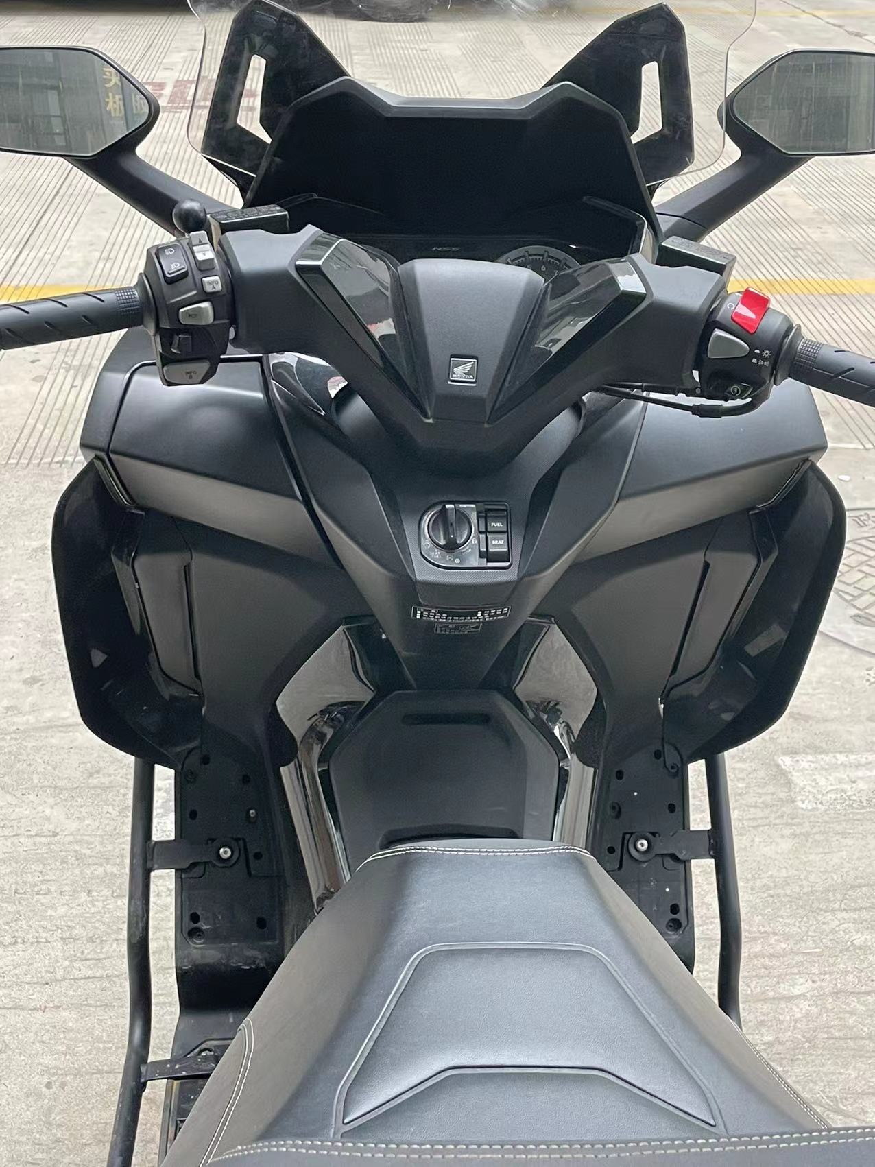 Suitable for 23-25 Honda Forza 350 Modified Leg Wind Shield Nss350 Leg Guard Wind Shield Forza Deflector Cover
