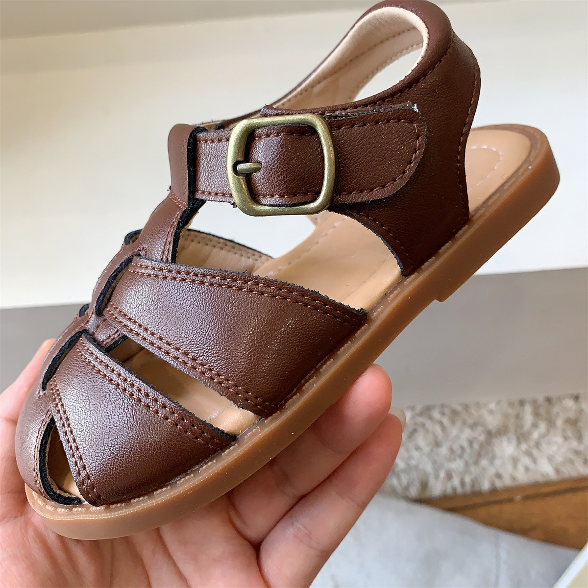 Zapatos de verano retro para niños, sandalias para niños, zapatos romanos para niñas, zapatos de playa de Baotou para niños tejidos transpirables huecos