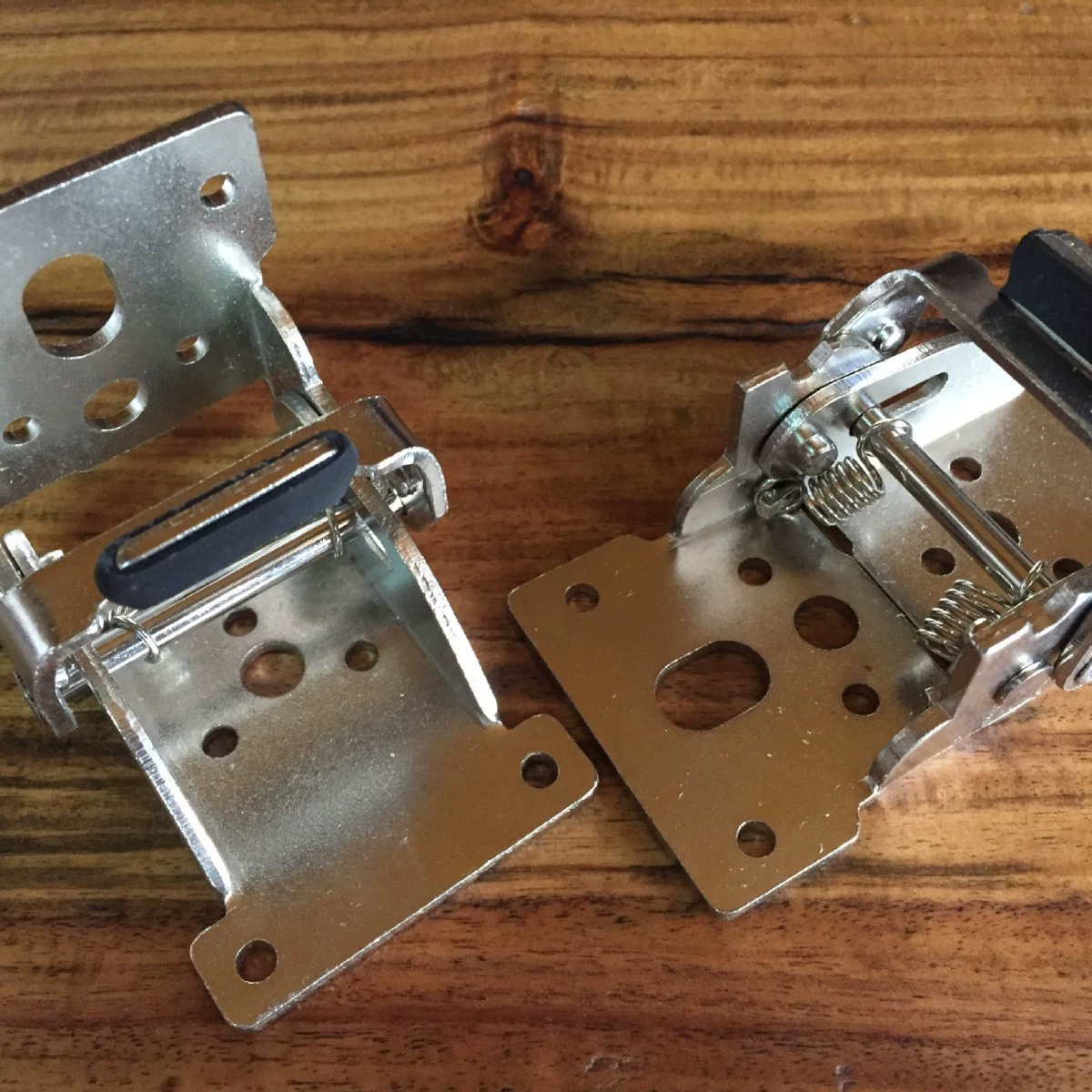 Coffee Table Folding Hinge - Invisible Furniture Hardware, 90° Self-Locking, MingZhan