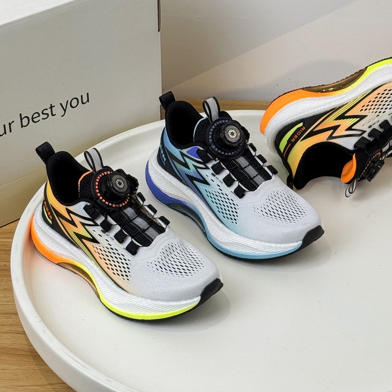 2025春夏青少年潮流男鞋运动鞋软底防滑超轻跑步鞋学生中考体测鞋